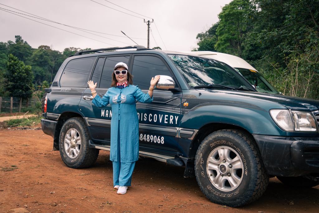 Thác đa tầng Tea Prông nhìn từ flycam giữa rừng núi Tu Mơ Rông