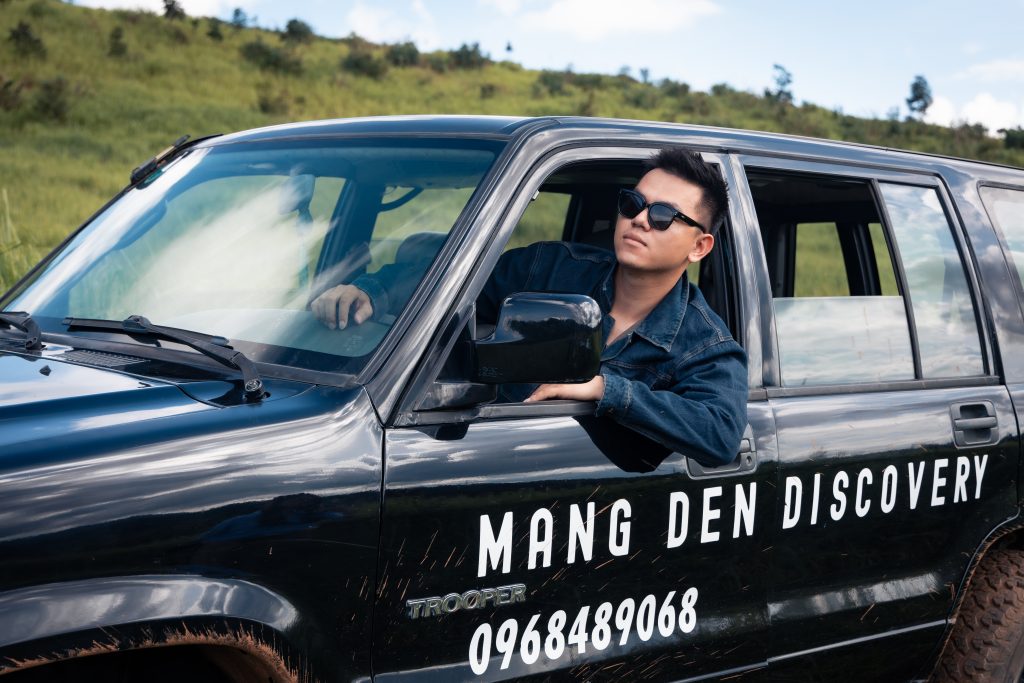 Xe Măng Đen Discovery trên hành trình riêng tại Măng Đen