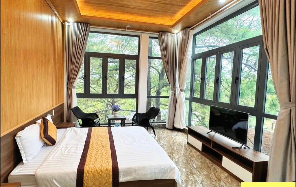 Phòng giường đôi tại HeniSi 2 Hotel Măng Đen