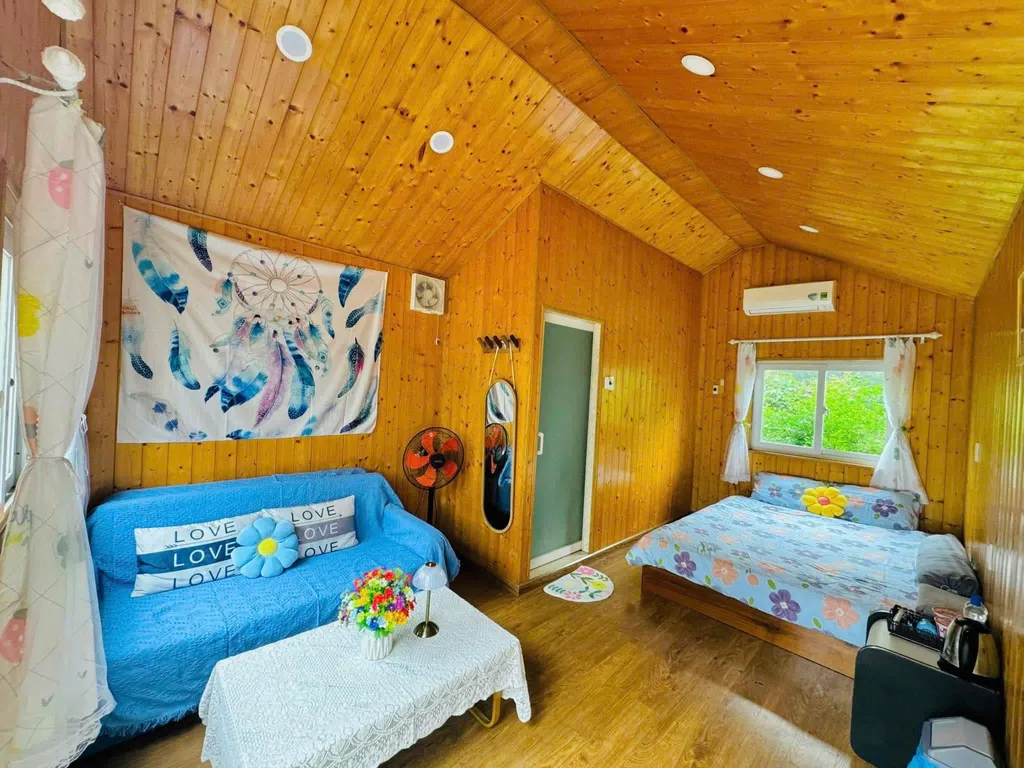 Phòng rộng tại HeniSi Homestay Măng Đen